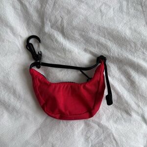 BAGGU Crescent Bag Charm Candy Apple